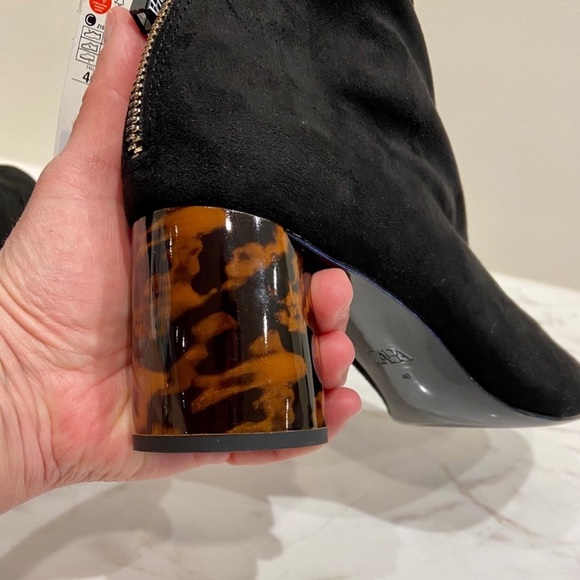 NWT Zara faux suede tortoise heel ankle boots - Picture 6 of 8